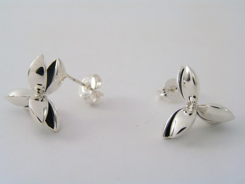 Three-pod silver stud earrings